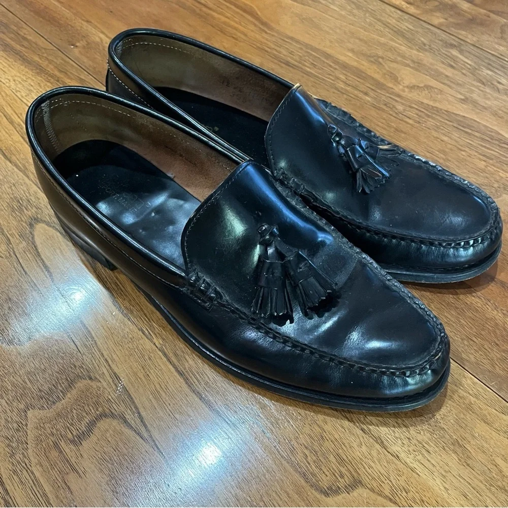 L.L. Bean Black Leather Oxford Tassel Loafers 12B Made in USA‎